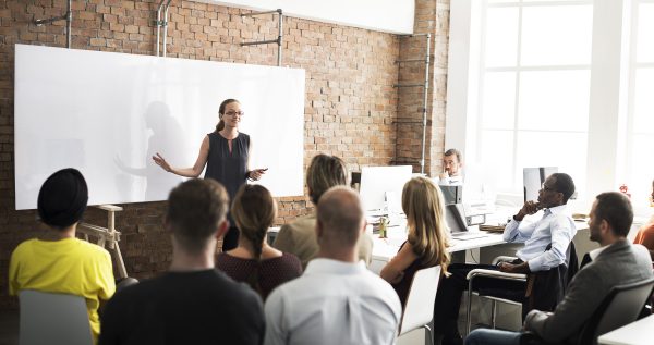 Allensbach Hochschule bietet wirtschaftspädagogische Hochschulzertifikate an